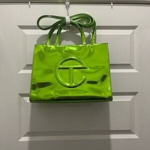 💚💚Telfar GEMERALD Glossy Lime Green Tote‼️SOLD OUT IN STORES🤩🤩